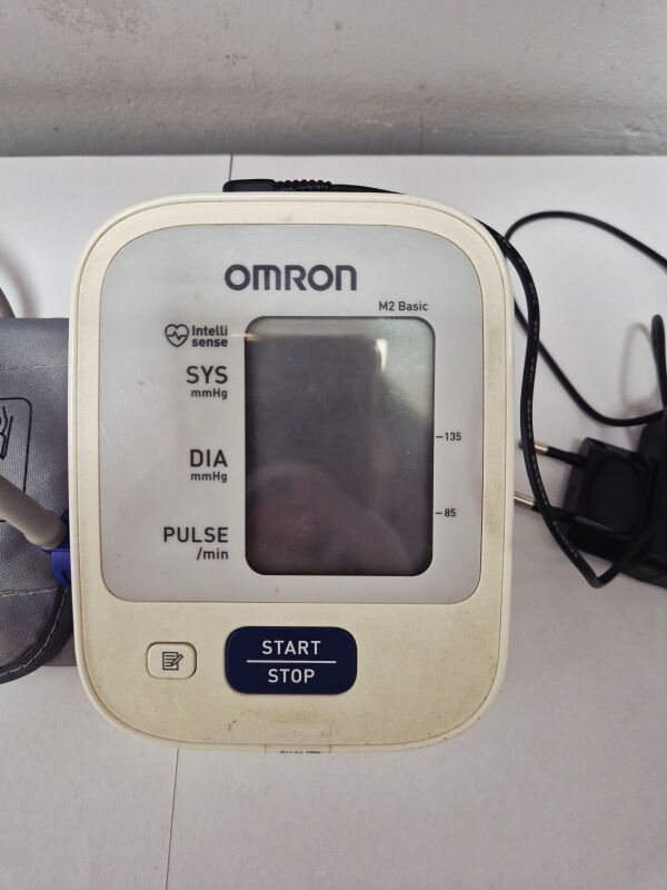 Тонометр Omron M2 Basic (HEM-7121-ARU) - Б/В - Фото №2