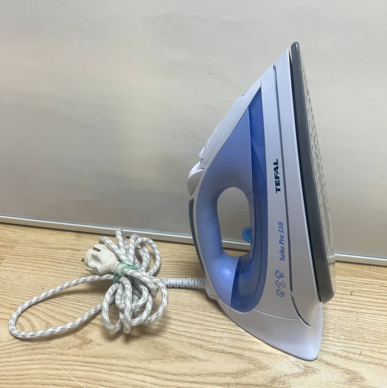 Праска Tefal FV8120 - Б/В - Фото №1 Праска Tefal FV8120 - Б/В