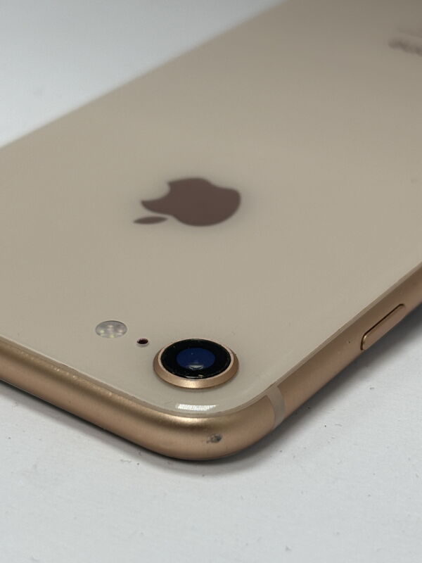 Apple iPhone 8 64GB - Б/В - Фото №3