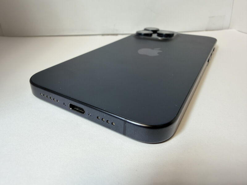 Apple iPhone 15 Pro Max 256GB - Б/В - Фото №4