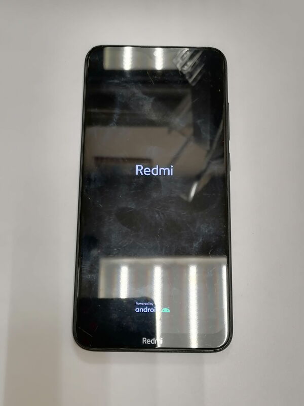 Xiaomi Redmi 8 3/32GB - Б/В
