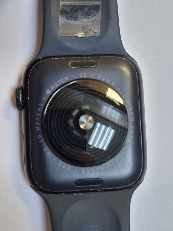 Смарт-годинник Apple Watch SE 2 GPS 44mm Midnight Aluminum Case with Midnight Sport Band, MNJT3 - Б/В - Фото №2