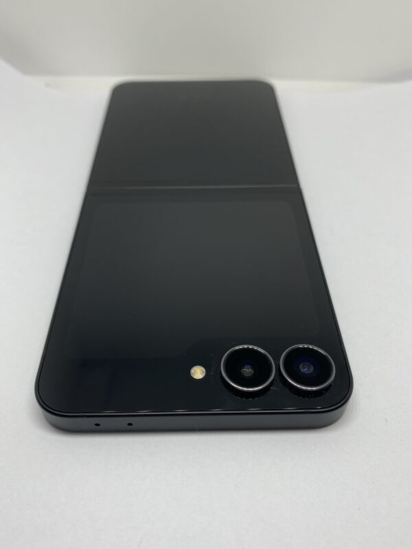 Samsung Galaxy Z Flip7 FE 5G 8/256GB (SM-F761B) - Б/В - Фото №6