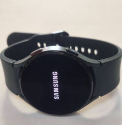 Смарт-годинник Samsung Galaxy Watch4 44mm Black (SM-R870NZKA) - Б/В від виробника Samsung