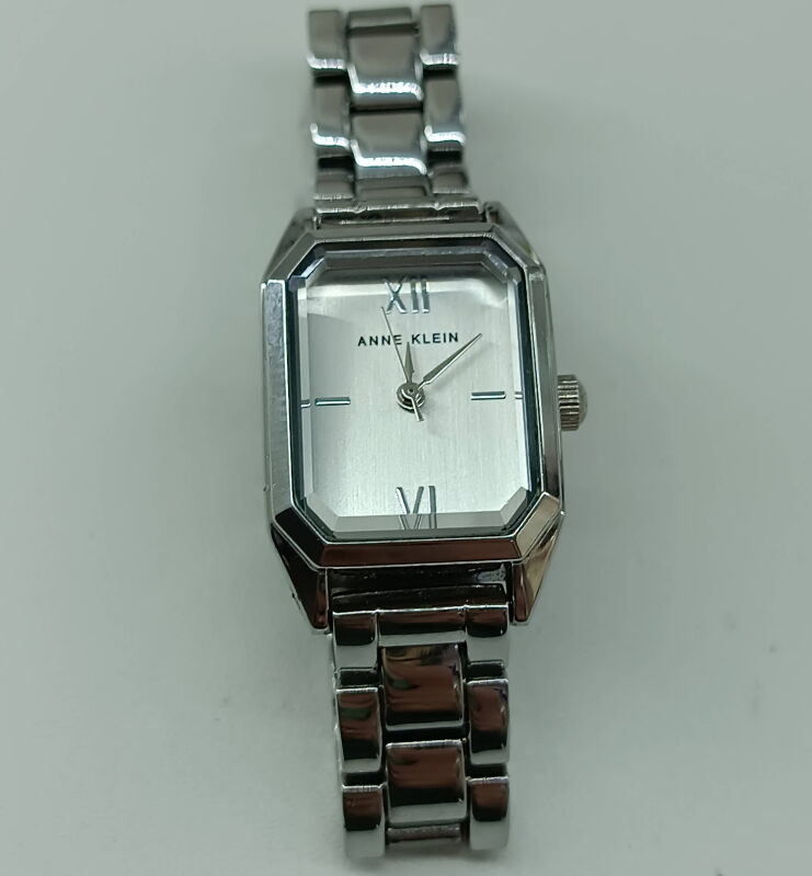 Годинник наручний Anne Klein AK/5019SVSV - Б/В